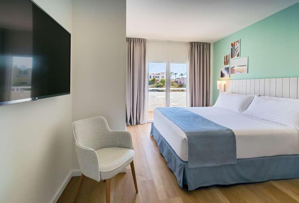 Barcel Ponent Playa Hotel